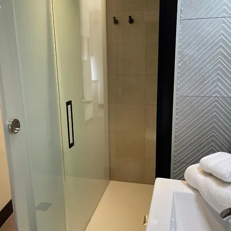 Picasso Centre 1d Apartment *